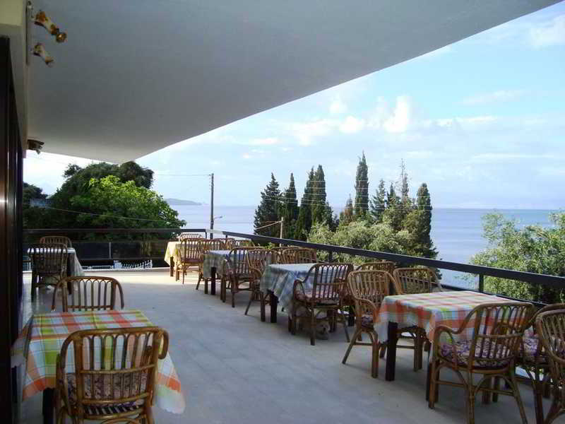 Karina Hotel Benitses  Exterior foto