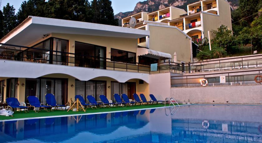 Karina Hotel Benitses  Exterior foto